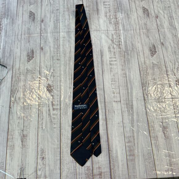 BURBERRY LONDON MENS 100% SILK STRIPE TIE MADE IN ENGLAND. 3-1\4” x 54” Exc Cond - Picture 3 of 4